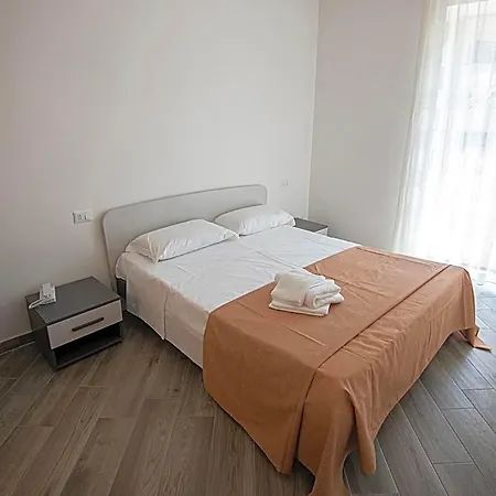 - Lulugiu Bed & Breakfast