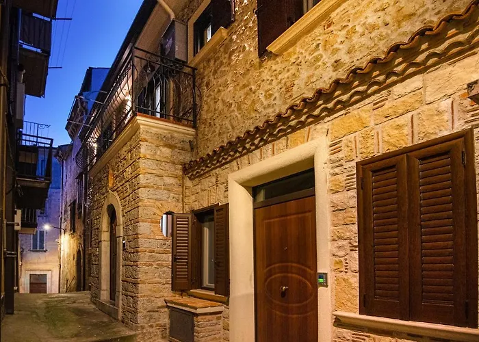 - Lulugiu Bed & Breakfast 3*