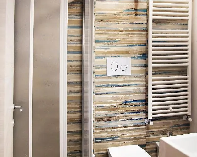 - Lulugiu Bed & Breakfast 3*