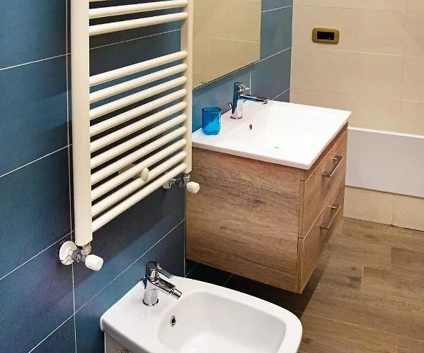 - Lulugiu Bed & Breakfast